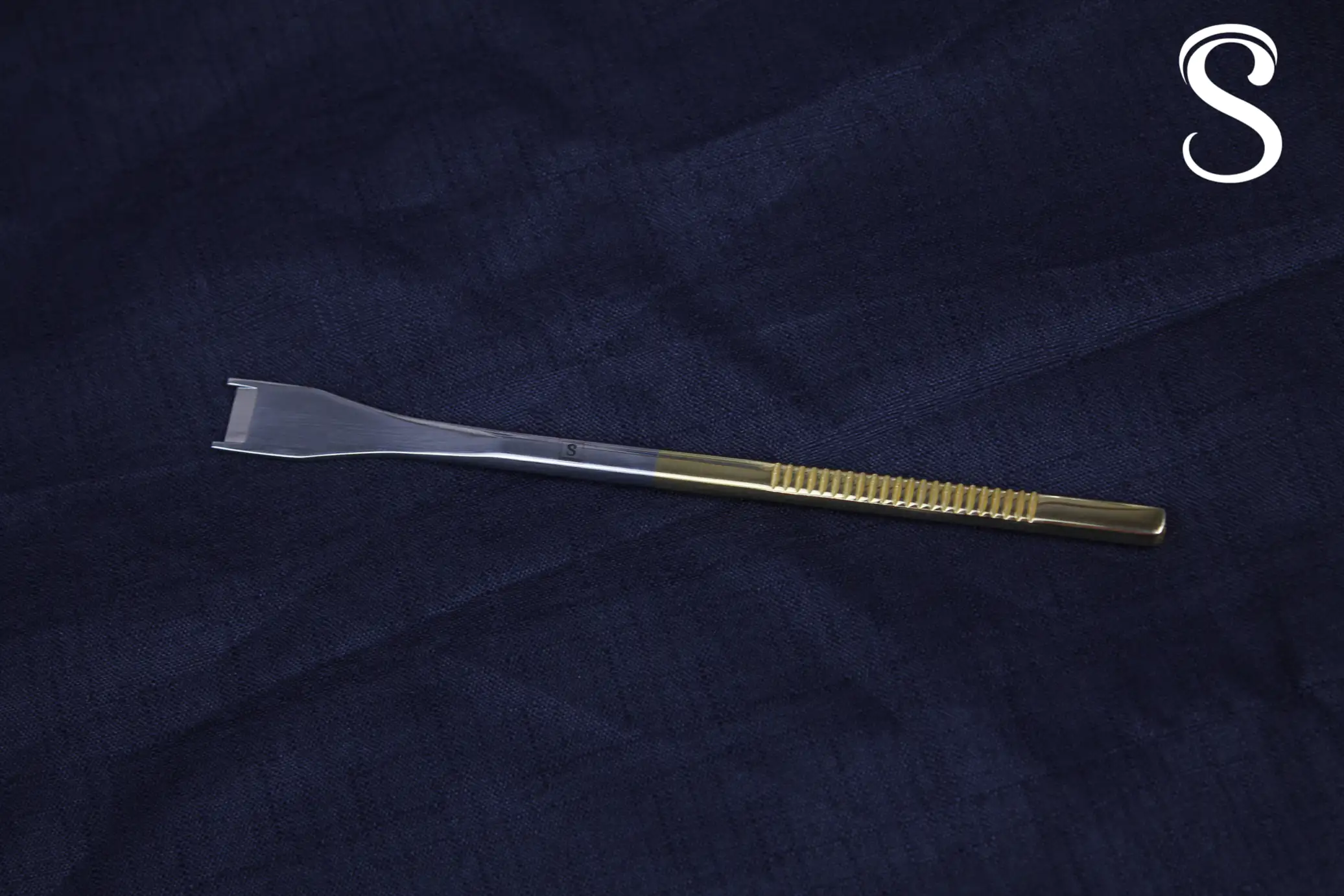 Osteotomo doble guarda 12mm